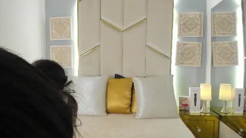 karinaacox online show from July 2026 12:11:02 PM
