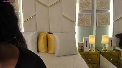 karinaacox online show from July 2026 12:11:01 PM