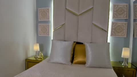 karinaacox online show from July 2026 12:12:01 PM