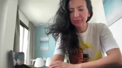 Karina online show from April 2026 09:17:01 AM