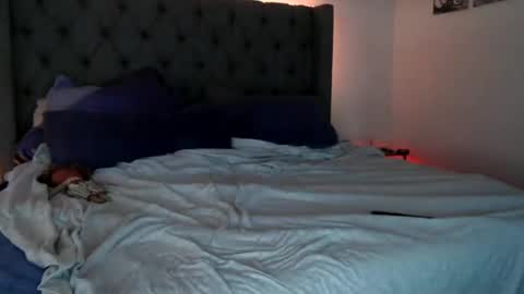 karinakummings online show from November 2025 03:23:01 PM