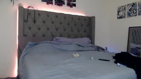 karinakummings online show from December 2025 10:55:02 AM