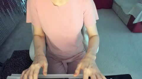 KarinaSweeety online show from February 2026 05:50:02 AM