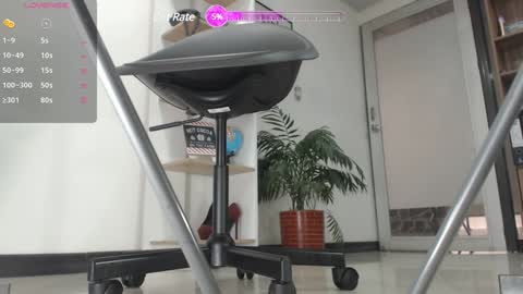 Snapshot of karinbellee chatting on December 2024 01:41:01 PM Karin online show from December 2024 01:41:01 PM
