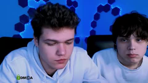 Karl online show from November 2025 09:31:02 AM