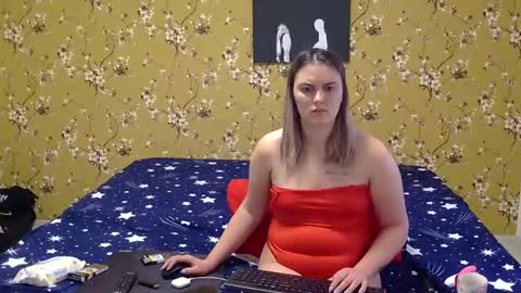 Snapshot of karla318103 chatting on December 2024 01:22:01 PM Karla online show from December 2024 01:22:01 PM