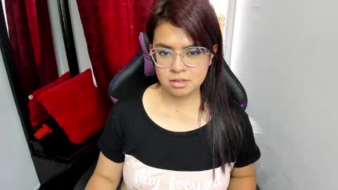 karla chains online show from February 2025 10:45:01 PM