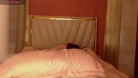 Snapshot of karla_charloby chatting on November 2025 01:34:02 PM Karla online show from November 2025 01:34:02 PM