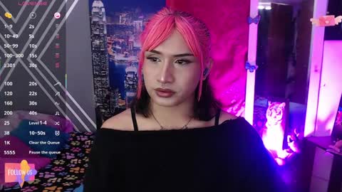 karla online show from April 2026 08:15:01 PM