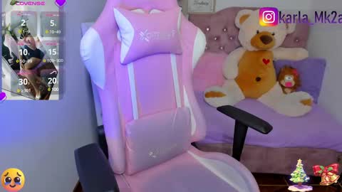Snapshot of karla_cutee1 chatting on December 2024 05:06:01 AM karla online show from December 2024 05:06:01 AM