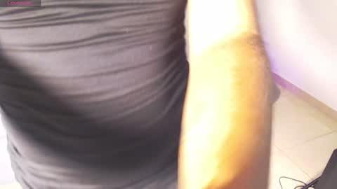 Snapshot of karla_dior chatting on December 2024 01:47:02 AM DIOR online show from December 2024 01:47:02 AM