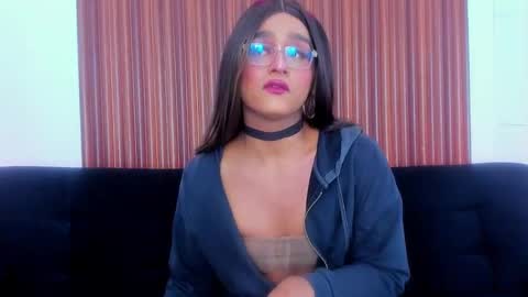 Snapshot of karla_dior chatting on February 2025 10:27:02 AM DIOR online show from February 2025 10:27:02 AM