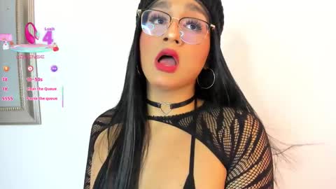 Snapshot of karla_dior chatting on October 2025 07:22:01 PM DIOR online show from October 2025 07:22:01 PM