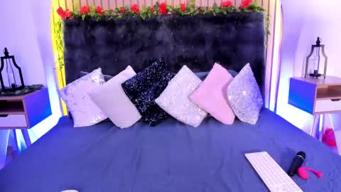 Karla Gonzaless online show from March 2025 06:39:02 PM