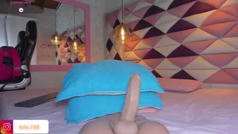 karolina  online show from January 2025 03:23:01 AM