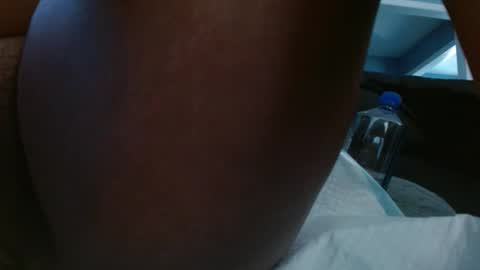 Karla J Rossii online show from May 2026 02:12:02 PM