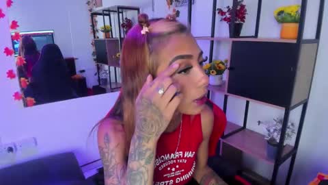karlaslutskinny__ online show from January 2026 03:31:01 AM