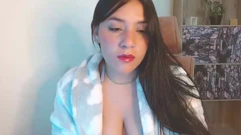 Snapshot of karlie_kloy chatting on February 2025 11:32:02 AM kloy online show from February 2025 11:32:02 AM