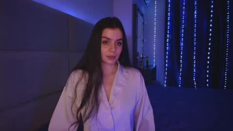 Karlijn online show from April 2026 09:41:02 PM