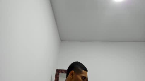 Snapshot of karljensen33 chatting on December 2024 04:25:02 AM karlgenjen online show from December 2024 04:25:02 AM