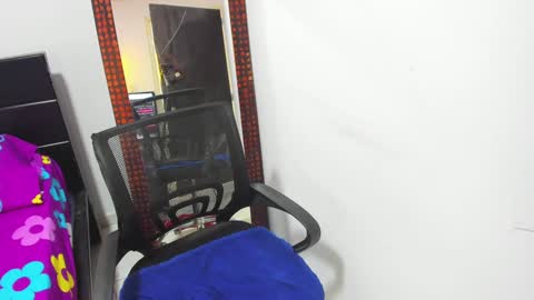 Snapshot of karljensen33 chatting on January 2025 06:14:01 PM karlgenjen online show from January 2025 06:14:01 PM