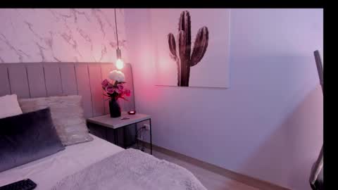 karlla_brown online show from April 2026 09:08:01 PM