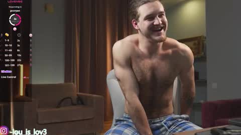 Karlos and Louis online show from October 2025 04:31:01 AM