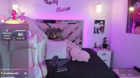 Karly Moonns online show from June 2026 01:10:01 AM