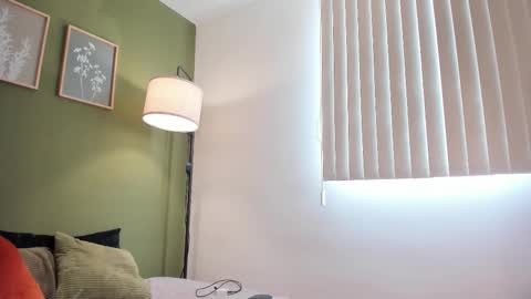 Snapshot of karlye_5 chatting on October 2025 03:09:01 PM Karlye online show from October 2025 03:09:01 PM