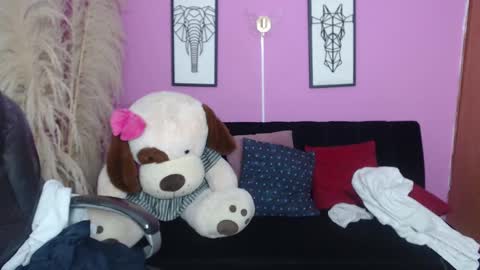 KARLYE online show from October 2025 02:17:01 AM