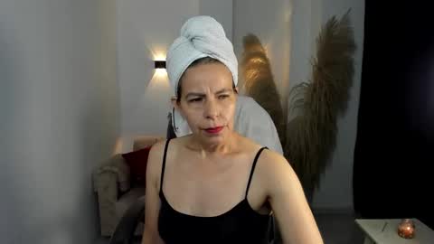 KARLYE online show from February 2026 12:53:02 AM