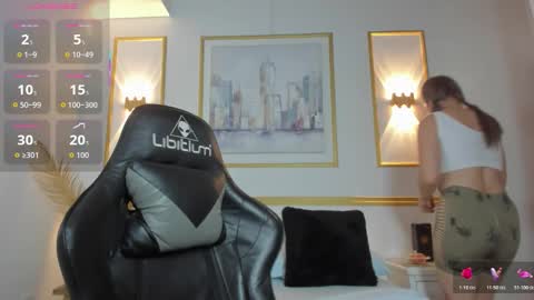 Snapshot of karlyy_ chatting on November 2025 02:02:01 AM karlyy_ online show from November 2025 02:02:01 AM