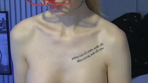 Julia online show from April 2026 02:27:02 AM