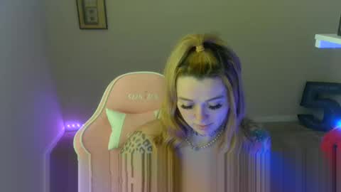 Snapshot of karmathevixen0304 chatting on June 2026 02:21:02 PM karmathevixen0304 online show from June 2026 02:21:02 PM