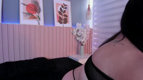 karo_linee online show from April 2026 12:21:02 PM