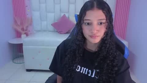 karol1_s online show from May 2026 10:28:01 PM