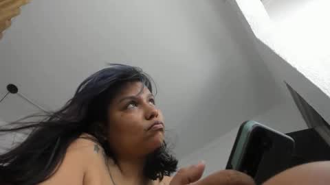 Snapshot of karol_c31 chatting on May 2026 07:05:02 AM Karol online show from May 2026 07:05:02 AM