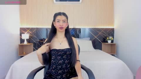 Snapshot of karol_cortes chatting on December 2025 06:46:02 PM karol_cortes online show from December 2025 06:46:02 PM