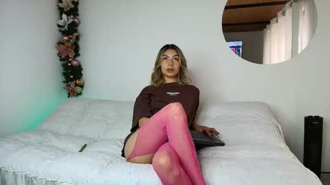 Snapshot of karol_goode chatting on December 2025 06:59:02 PM karol_goode online show from December 2025 06:59:02 PM