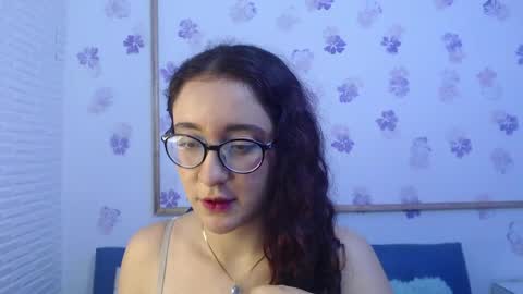 Snapshot of karol_prescot chatting on May 2026 04:15:02 PM Karol online show from May 2026 04:15:02 PM