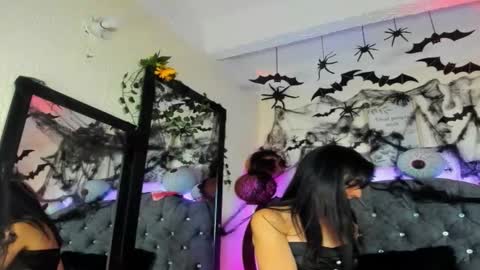 Karol online show from October 2025 07:14:02 PM