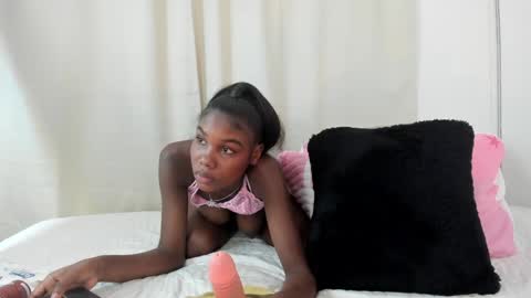 karol_w10 online show from February 2025 01:32:01 AM