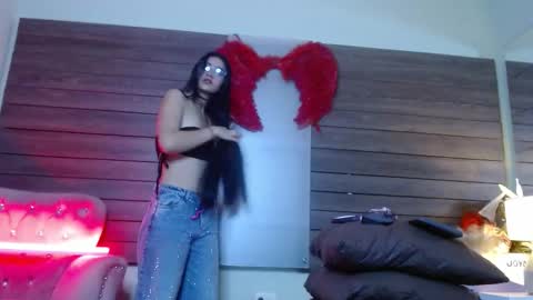 karol_yesenia online show from October 2025 02:40:01 PM