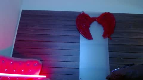 karol_yesenia online show from October 2025 02:28:02 PM