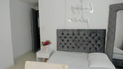 karolain_hernandez online show from March 2026 03:55:01 AM