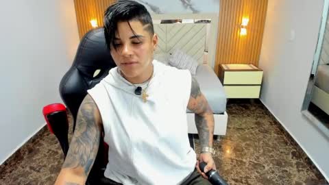 Karol and Luna online show from May 2026 07:19:02 PM