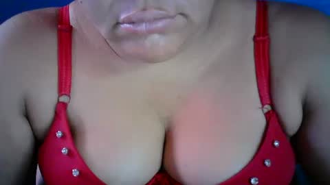 Snapshot of karolbb chatting on December 2024 02:16:02 PM karolbb online show from December 2024 02:16:02 PM