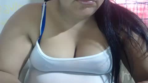 Snapshot of karolbb chatting on December 2024 12:24:01 PM karolbb online show from December 2024 12:24:01 PM