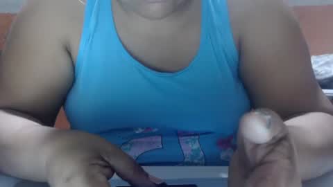 Snapshot of karolbb chatting on January 2025 11:23:02 AM karolbb online show from January 2025 11:23:02 AM