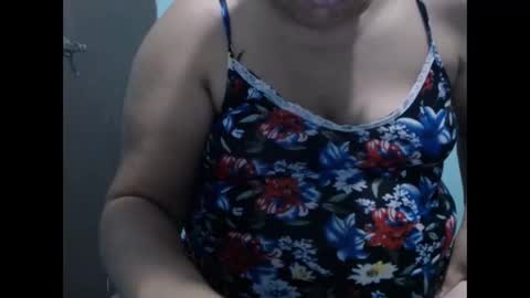 karolbb online show from October 2025 10:38:01 AM